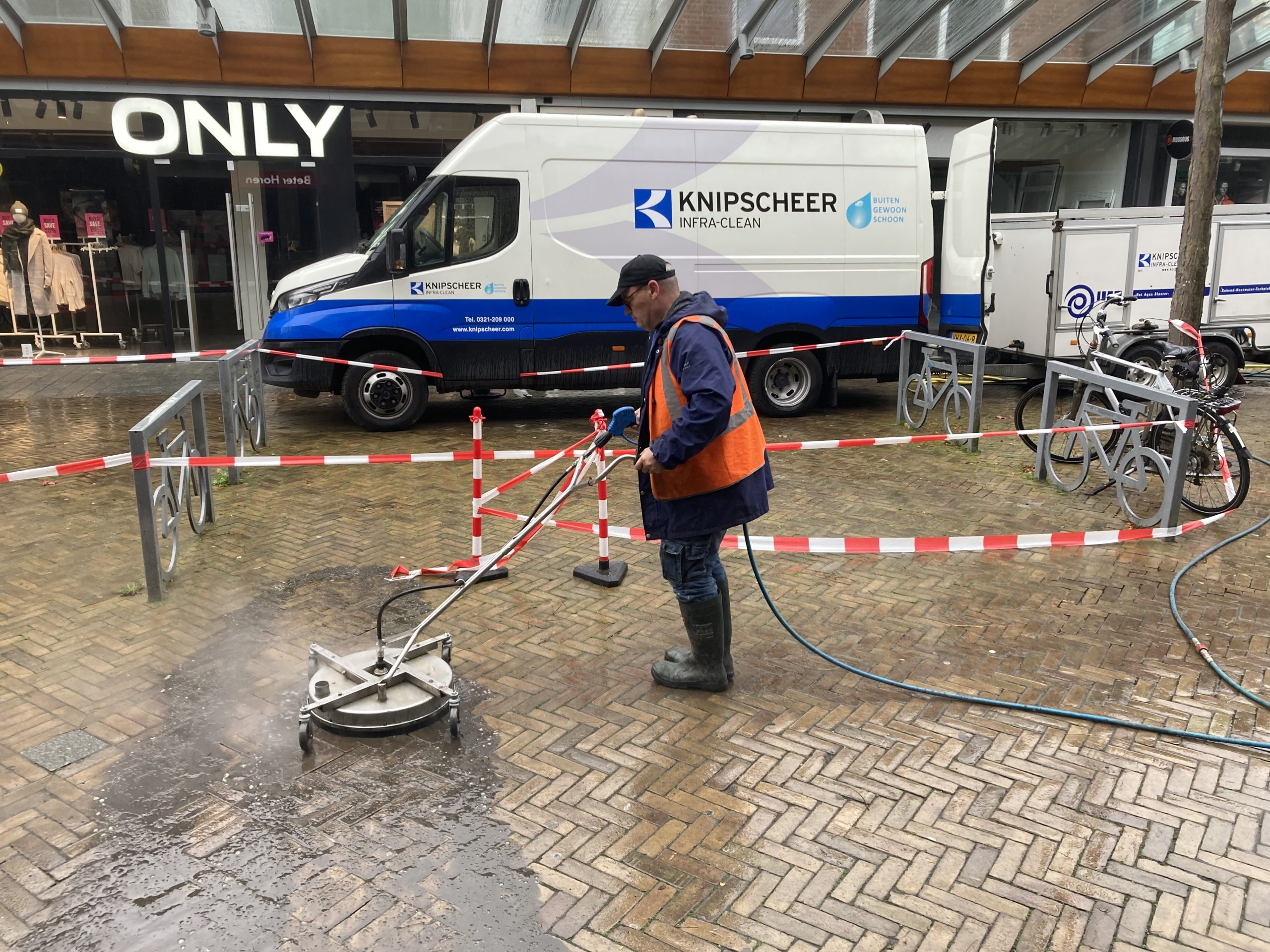 Reinigen verhardingen